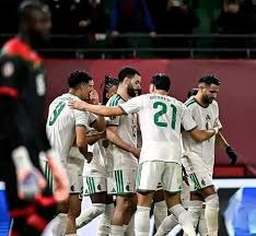 英超战术趋势观察 高位逼抢与控球打法对比