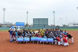 美记：快船没明确提到要裁掉保罗，可能等12月15日后再交易他