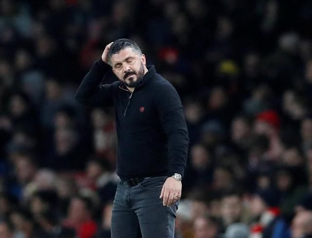 中锋之间的 中锋之间的