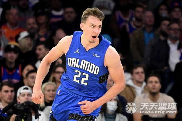 中场魏塞尔 中场魏塞尔